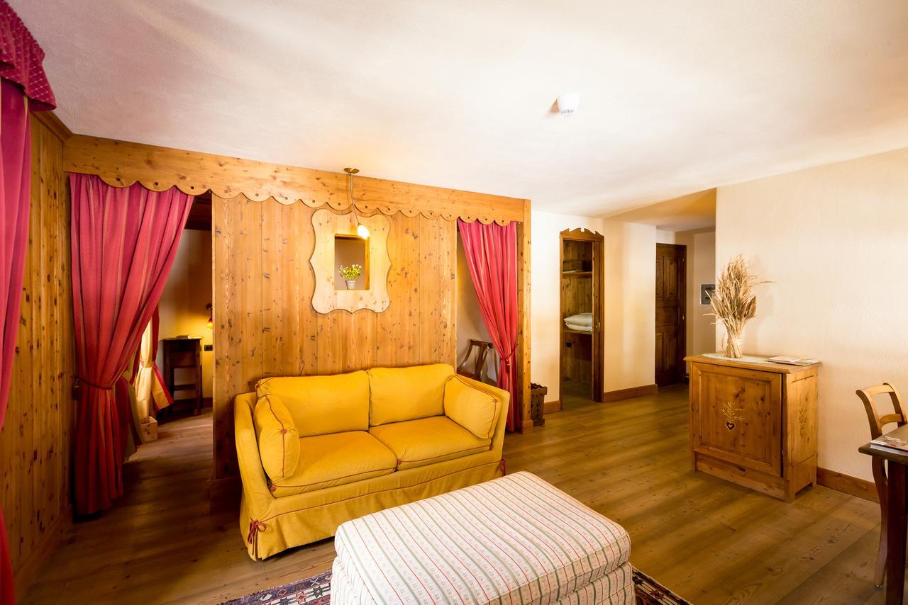 Hotel Lyshaus Gressoney-Saint-Jean Exterior foto