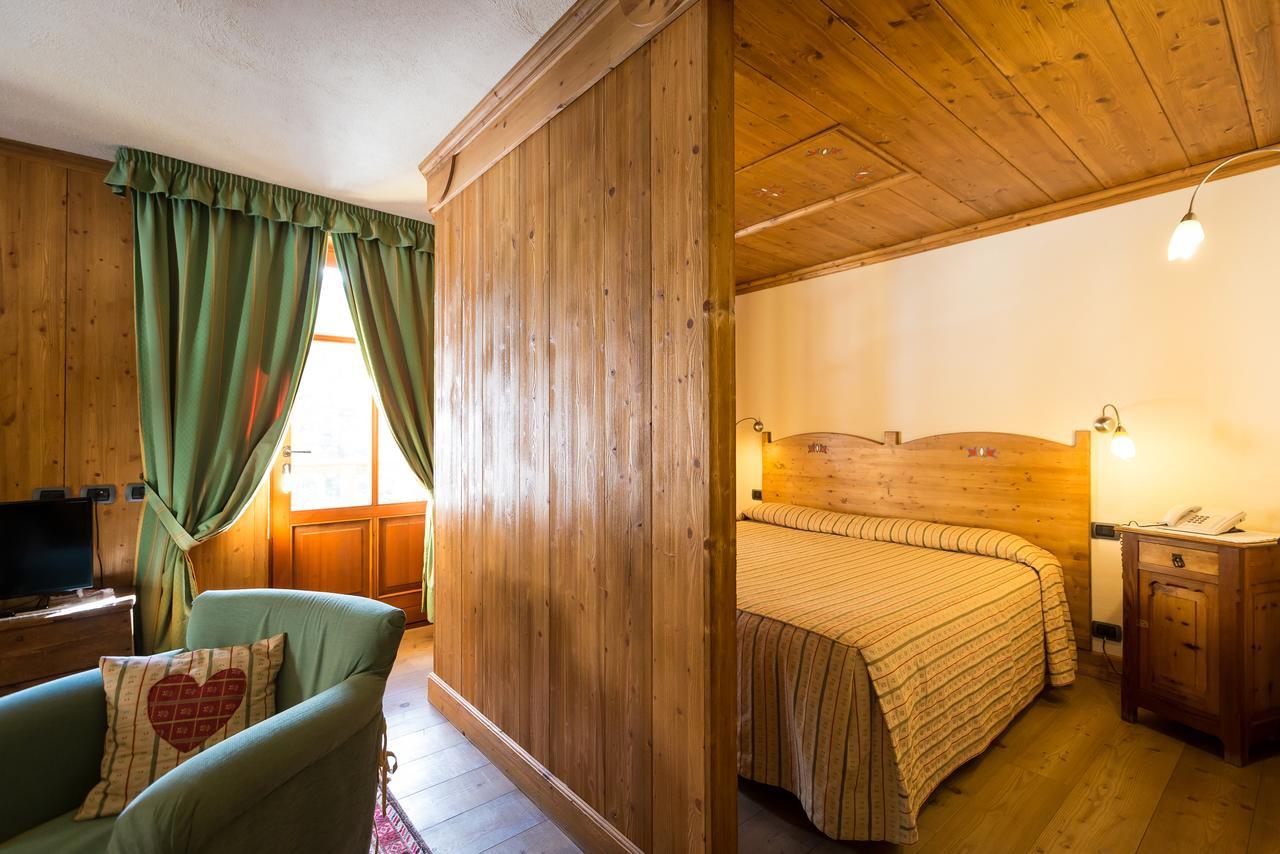 Hotel Lyshaus Gressoney-Saint-Jean Exterior foto