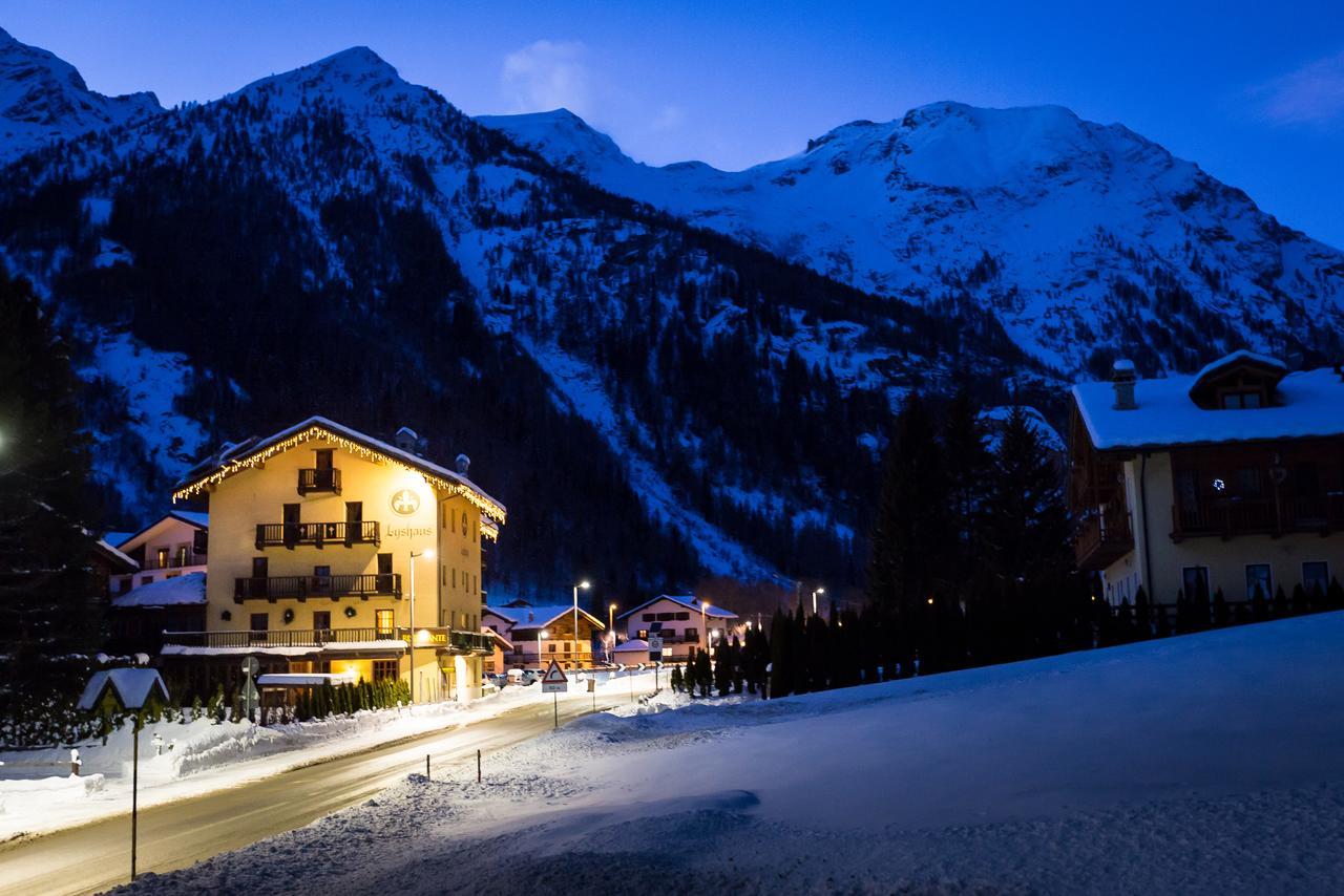Hotel Lyshaus Gressoney-Saint-Jean Exterior foto