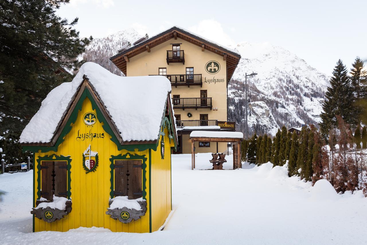 Hotel Lyshaus Gressoney-Saint-Jean Exterior foto